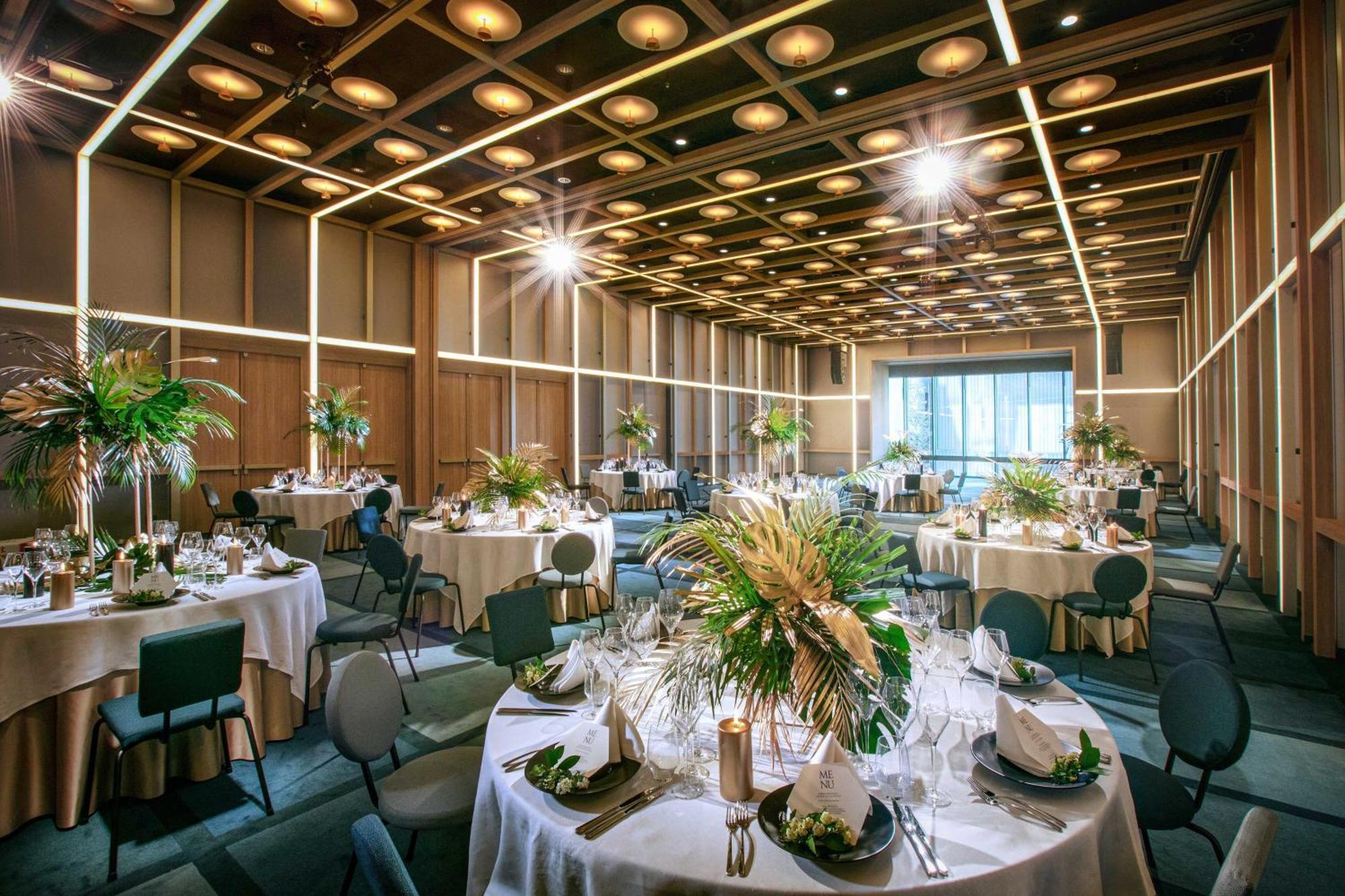 W Osaka Hotel Ngoại thất bức ảnh