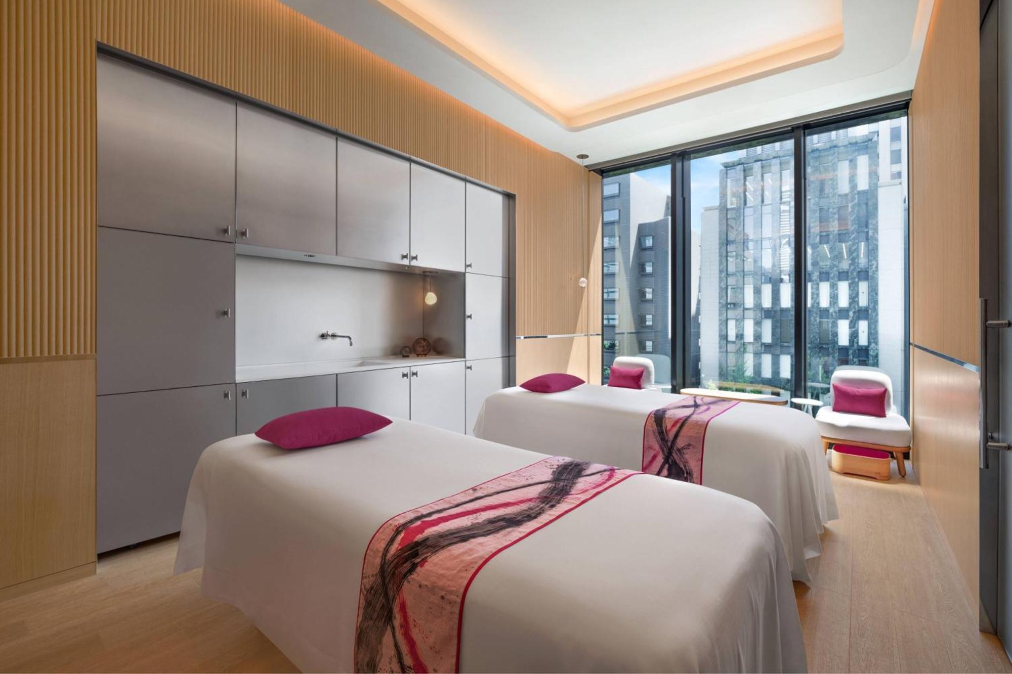 W Osaka Hotel Ngoại thất bức ảnh